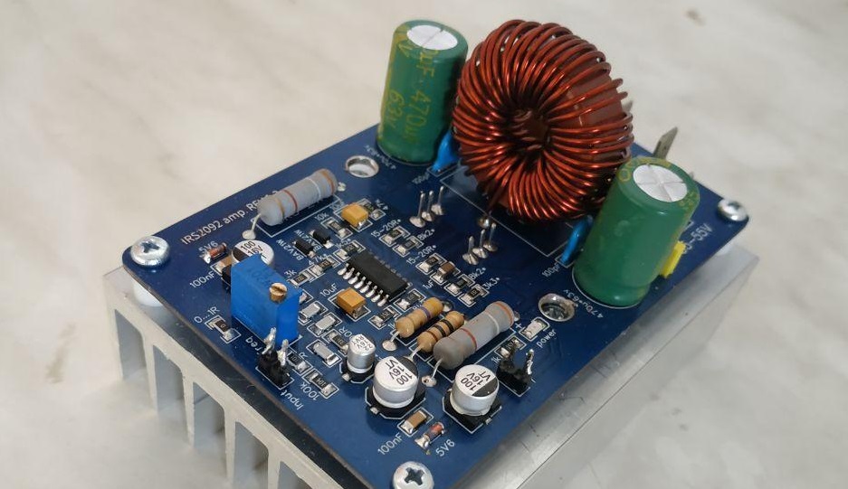 amplificador con irs2092